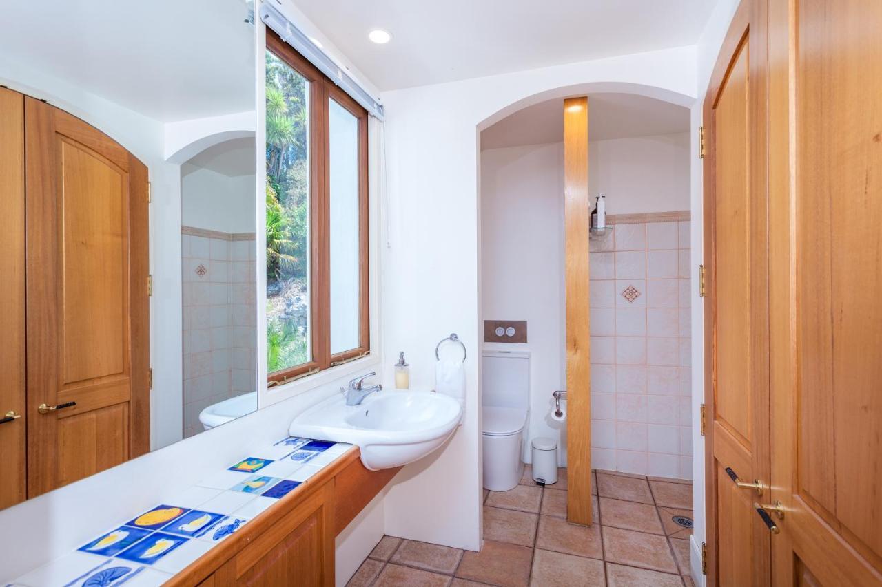 Naxos - Med Style Castle, Ocean Views From Every Room! Bowentown Ngoại thất bức ảnh